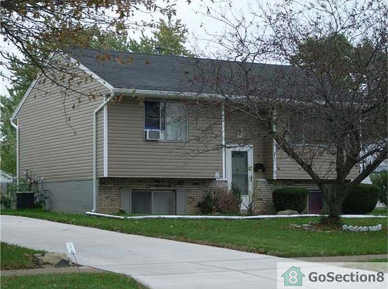 1st image of 2213 Hancock St