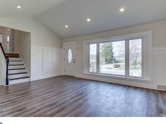 3rd image of 1454 Maryland Ave