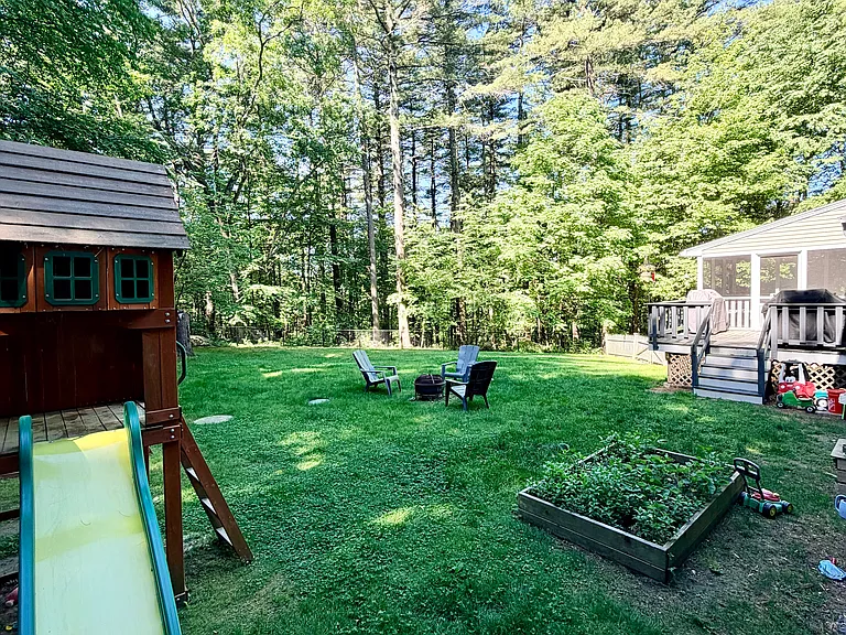 292 Stow Rd — Photo 10