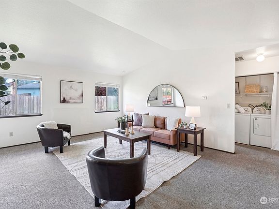 4th image of 12318 SE 223rd Drive
