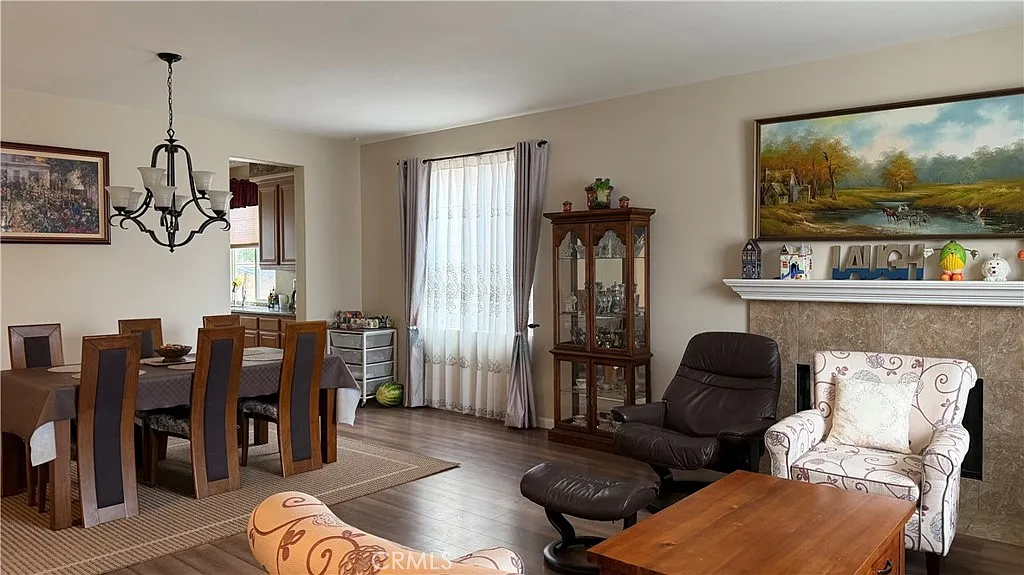 4 bed, 3.5 bath, 3171 sqft, $3,500 — Photo 3