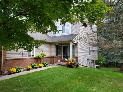 2500 Woodcliff Trl, Hartland, MI, 48353