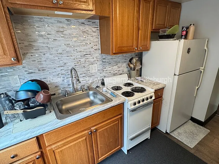 332 Lehigh Ave #2B — Photo 11