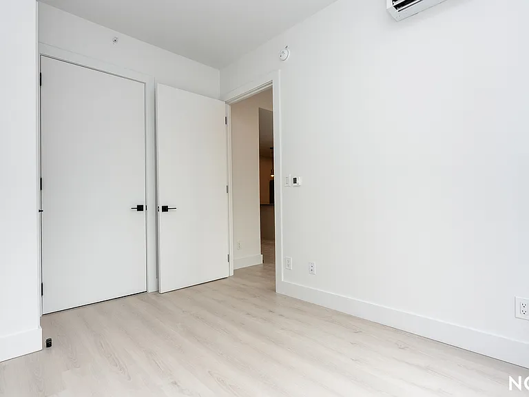 344 Lorimer St #4A — Photo 13