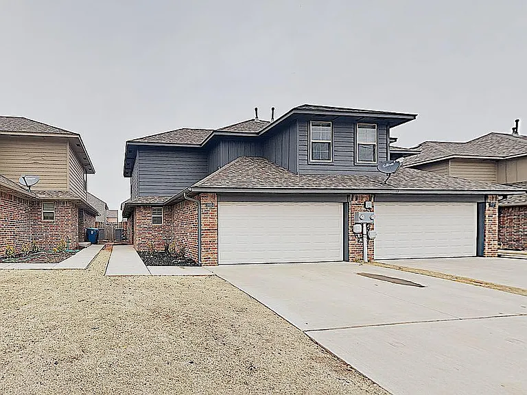 2127 Buena Vida Ln — Photo 37