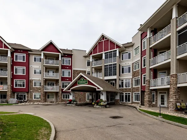 511 Queen St #133, Spruce Grove, AB T7X 0G4