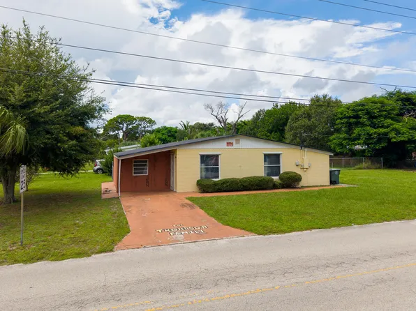 2102 AVENUE P, Fort Pierce, FL 34950