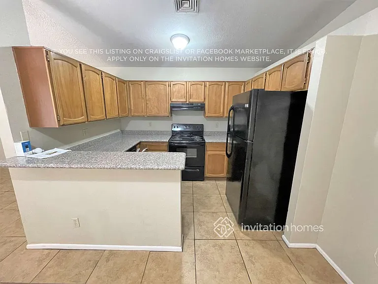 16026 S Catalina St — Photo 5