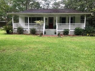 29 Fred Strain Rd, Carriere, MS 39426