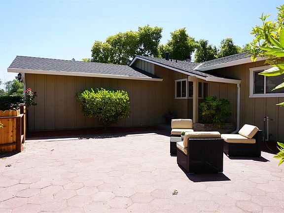 5th image of 18430 Baylor Ave