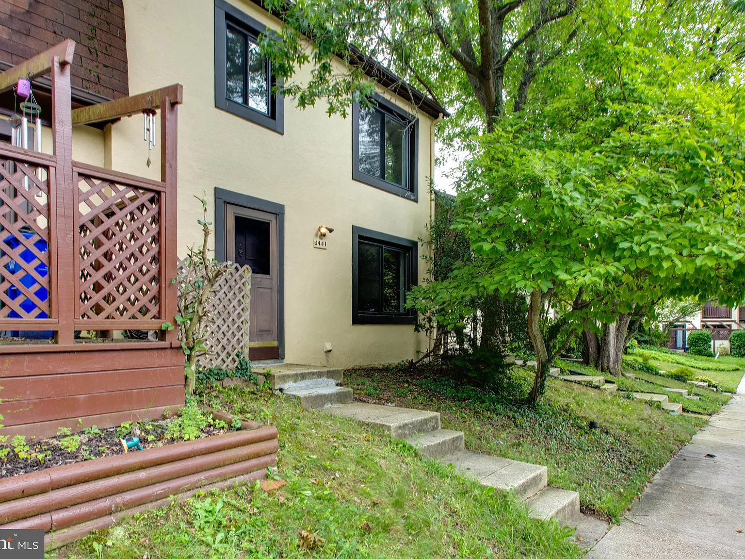 3 bed, 2.5 bath, 1632 sqft, $2,700 — Photo 4