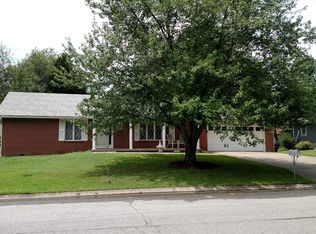 2202 S Tucker St, Pittsburg, KS 66762