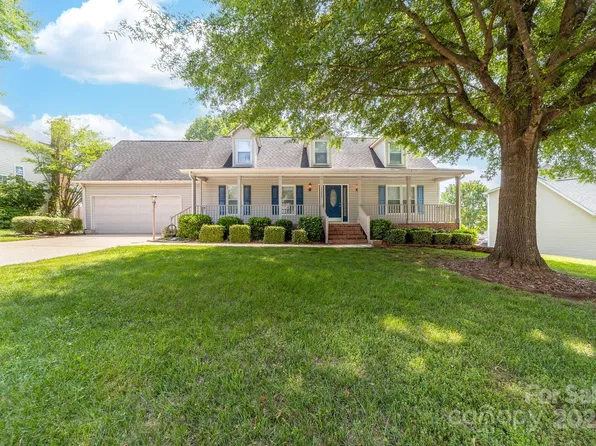 13223 Willow Breeze Ln, Huntersville, NC 28078