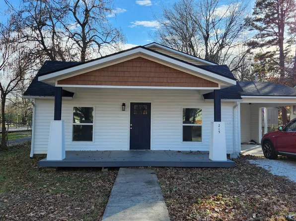 215 W Caldwell St, Fayetteville, AR 72701