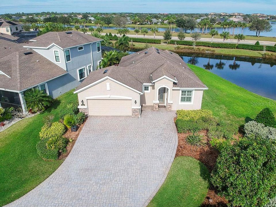 1st image of 3016 Casterton Dr