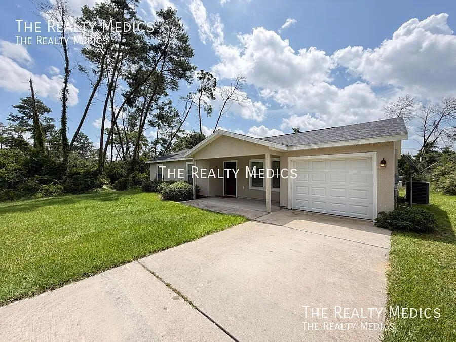 3 BD/2BA Home in Beautiful Ocala — Photo 3
