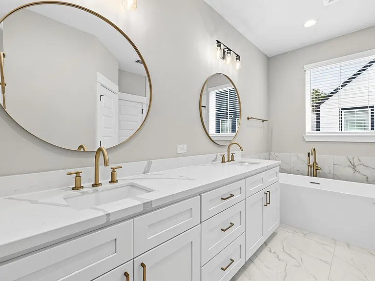 719 Thornton Rd #D — Photo 31