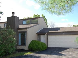 356 Peachtree Ct, Westerville, OH 43081