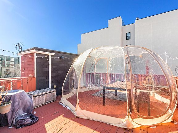 3rd image of 360 6th St #3