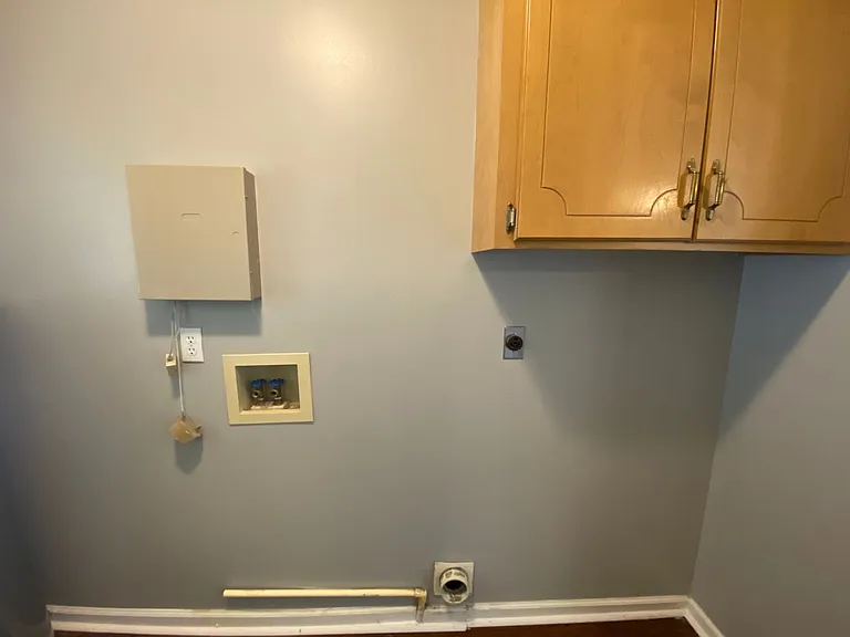 3928 Laurelbrook Dr — Photo 11