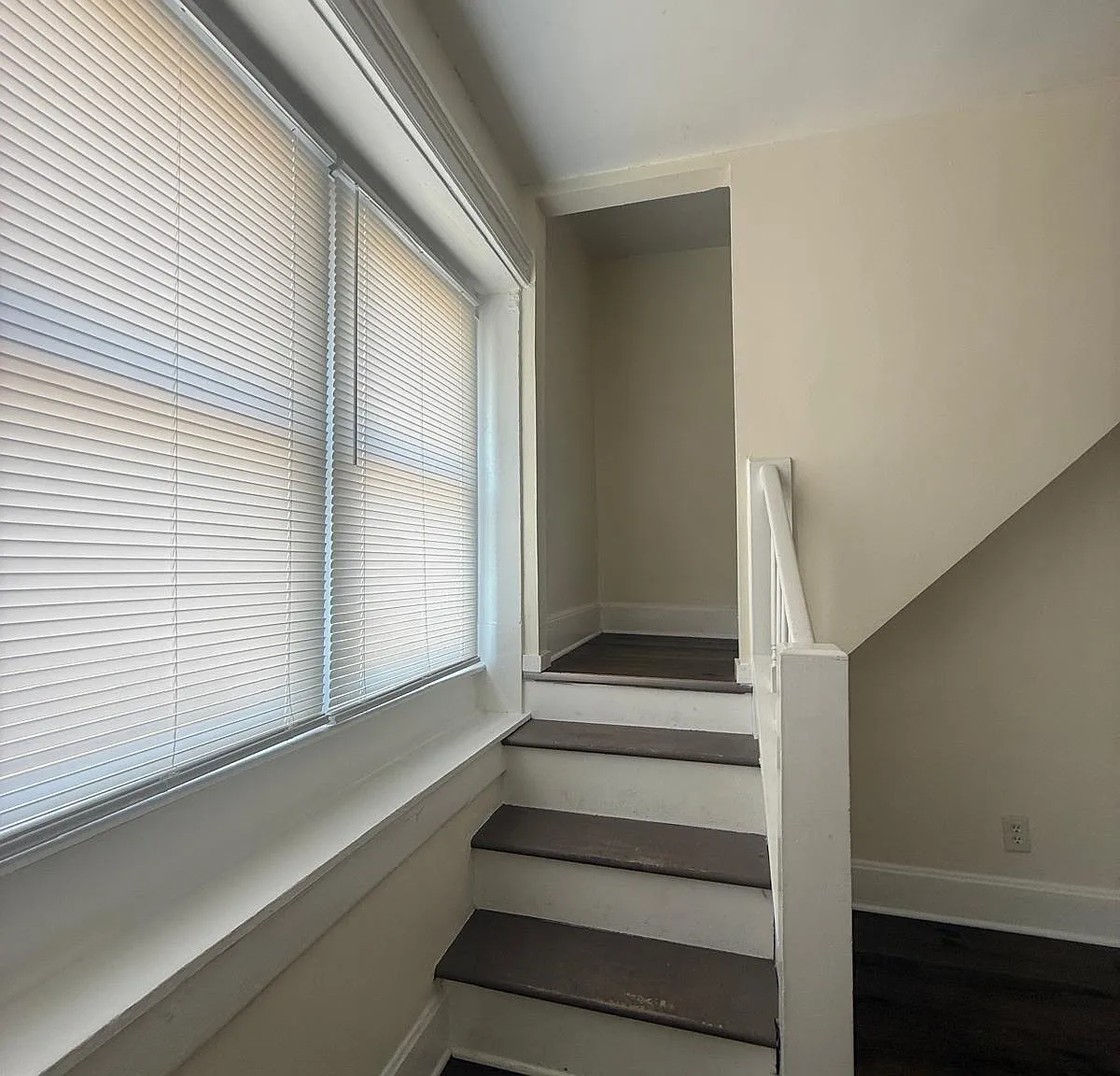 3 bed, 1.5 bath, 1540 sqft, $1,450 — Photo 3