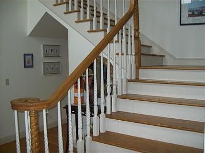 3rd image of 814 Beechwood Dr