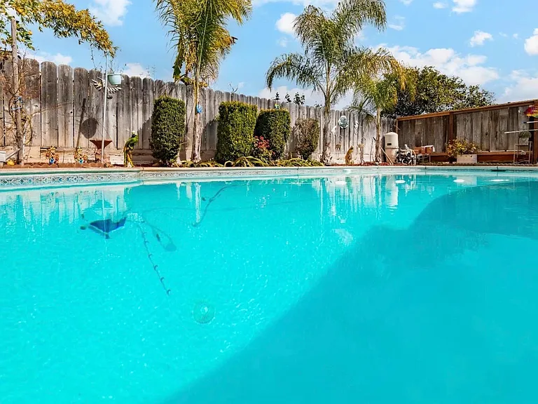2638 W Rialto Ave — Photo 18