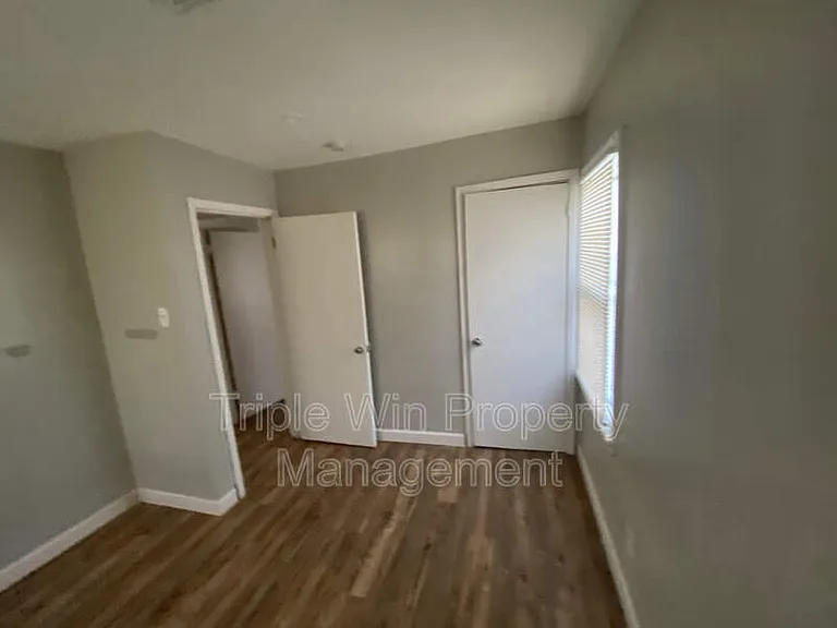 3133 Rex Ave — Photo 8