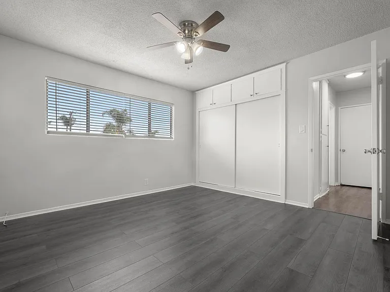 814 Victor Ave — Photo 15