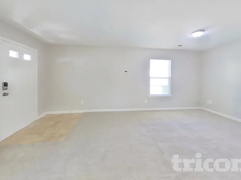 1041 Rabon Pond Dr — Photo 2