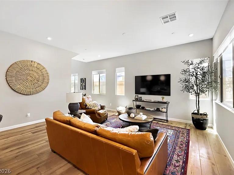 3360 Via Strada St — Photo 7