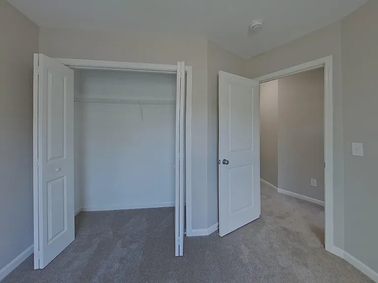 423 Lanyard Ln — Photo 12