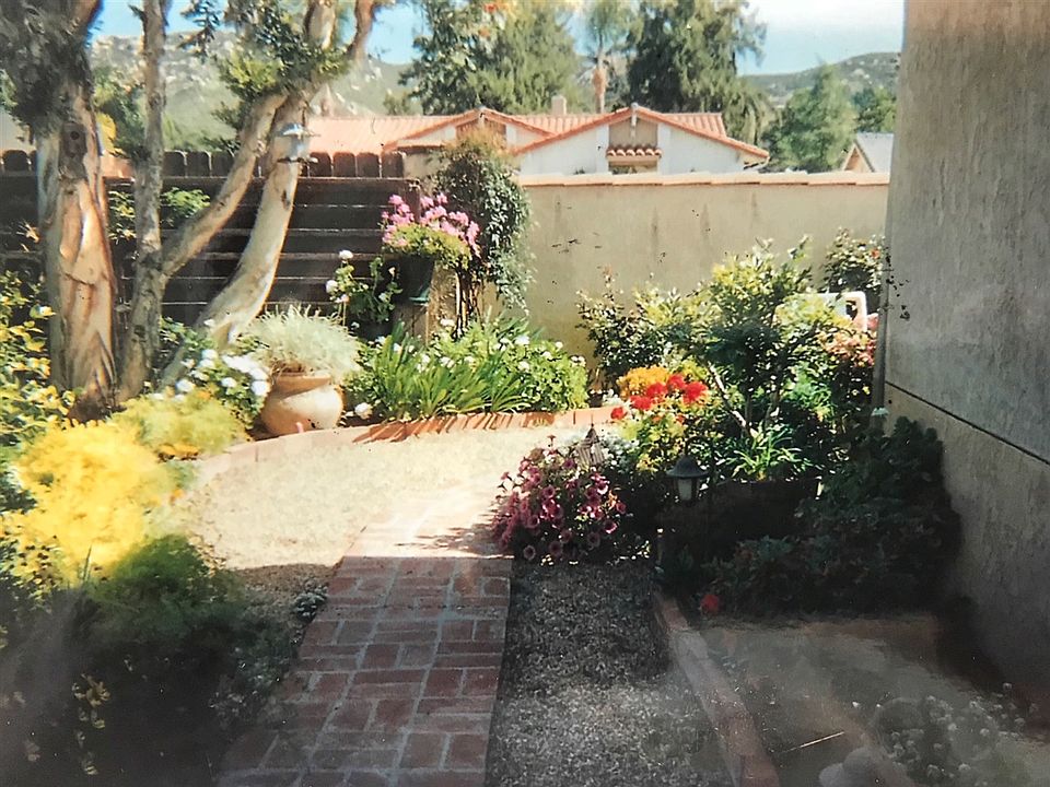 2nd image of 1764 Solana Gln