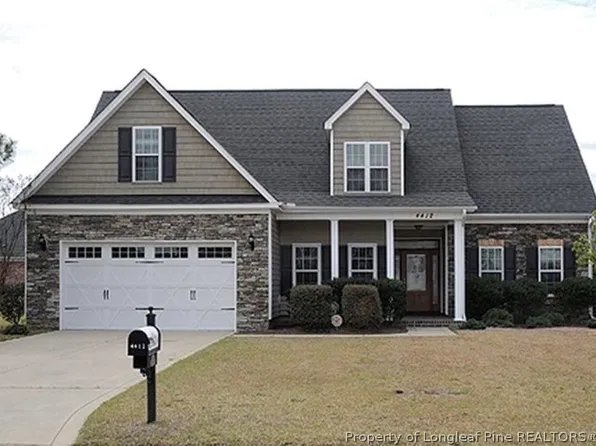 4412 Titleist Dr, Fayetteville, NC 28312