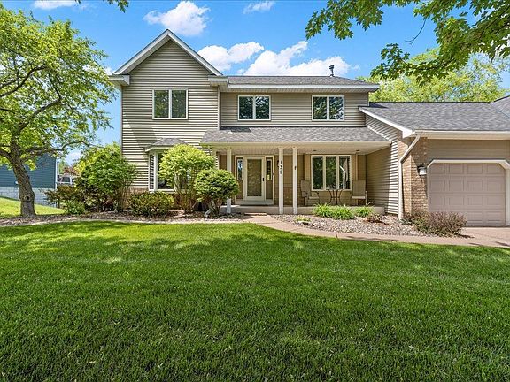 2nd image of 139 Ridge Way