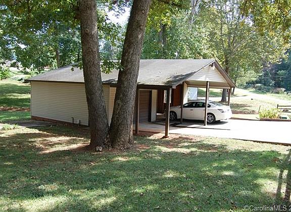 4th image of 1355 Briarwood Ter