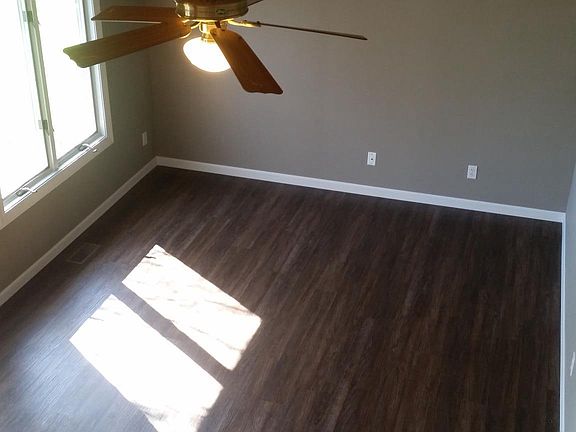 Large Vaulted Family Room with plenty of Sunshine 12 x 22