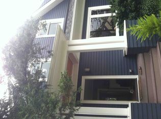 7048 18th Ave NE, Seattle, WA 98115