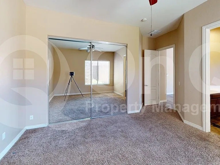 36435 N Porta Nuova Rd — Photo 20