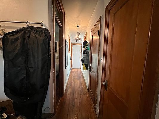 5th image of 177 Waverly Pl APT 5R