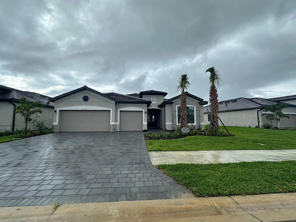 1st image of 10855 Timber Creek Dr