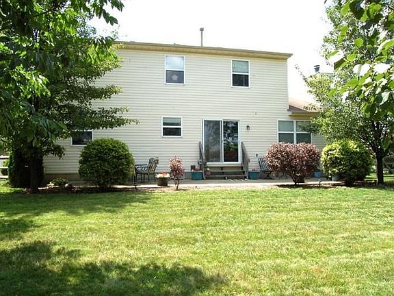 5th image of 508 Southwick Pl