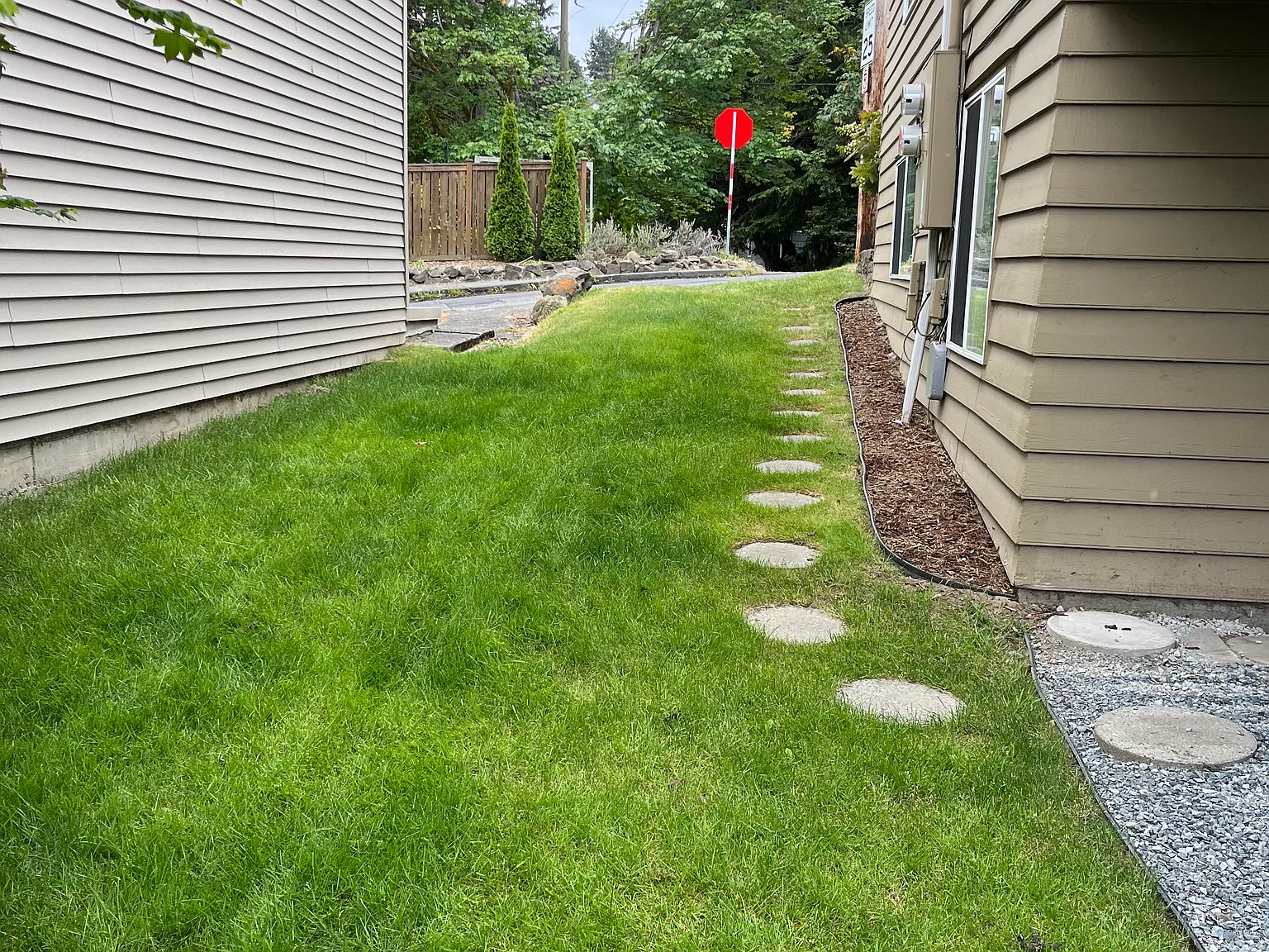 668 W Bertona St — Photo 2