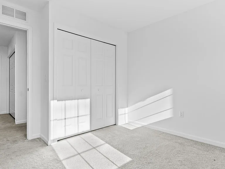 577 Brook Shire Ct — Photo 20