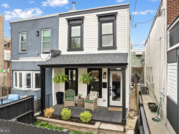 2233 Cedar St, Philadelphia, PA 19125