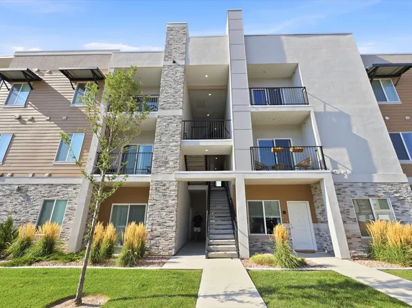 2303 E 830 S Unit 14, Spanish Fork, UT 84660