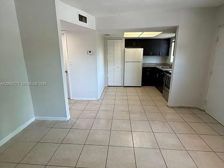 101 NE 41st St #B35 — Photo 9