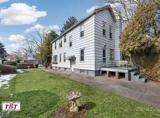 1667 E 24th St, Brooklyn, NY 11229