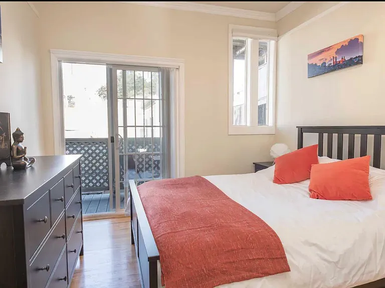 Bedroom with access to balcony
