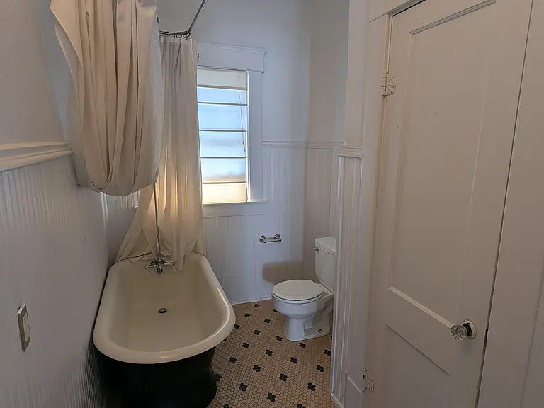 4526 Reiger Ave — Photo 18